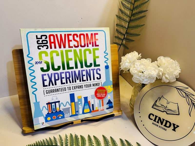 365 AWESOME SCIENCE EXPERIMENTS