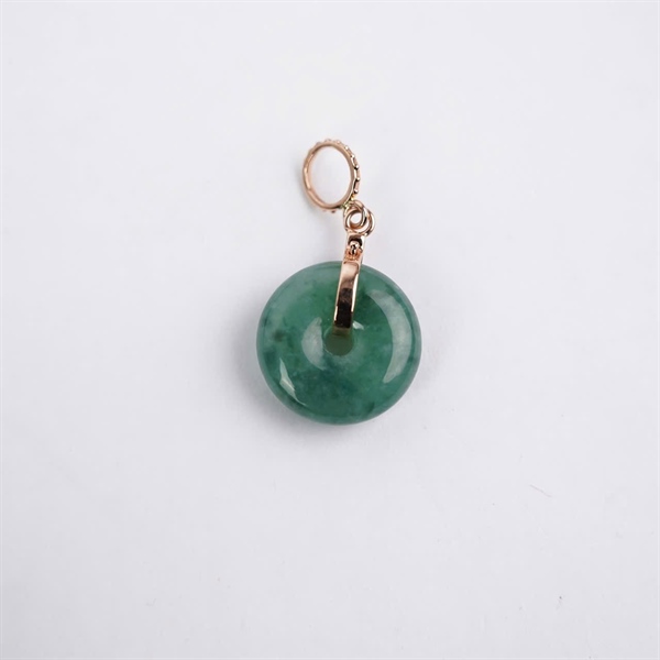 Charm khấu cao băng jadeite a Myanmar 927938 +