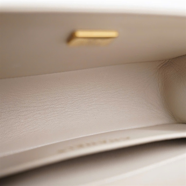 Túi Chanel Boy trắng (P9194A46) sz20 (BQ) KG+