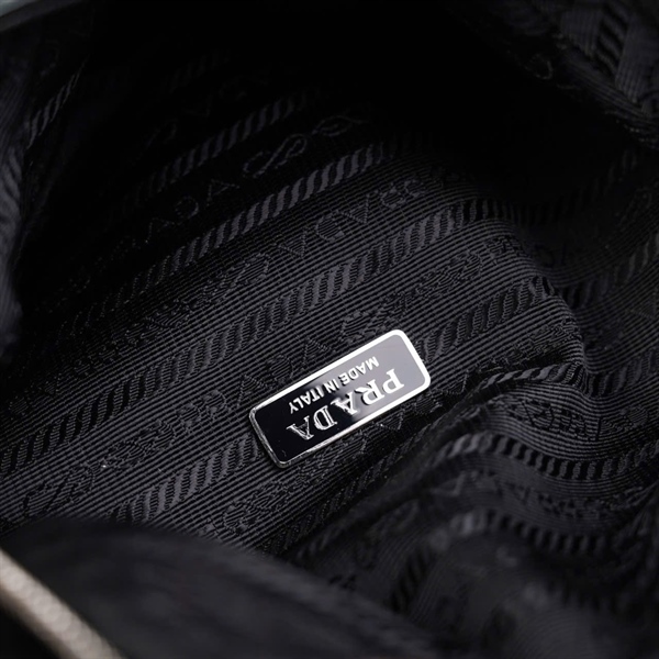 Túi Prada Triangle màu đen sz10-20 (BQ KG+