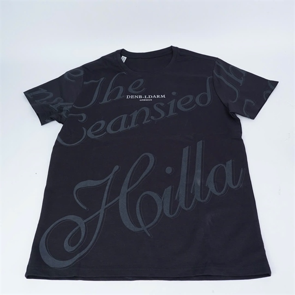 Áo thun đen in chữ Hilla 2XL KG+