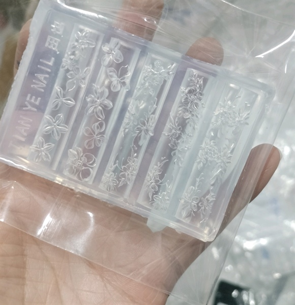 Khuôn nặn hoa bảng lớn