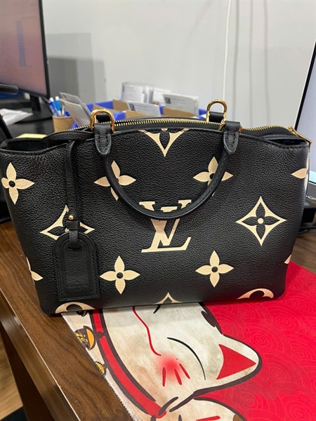 Túi LV Grand Palais hoa đen kèm ổ+ 2 chìa sz28-32 (HT) +