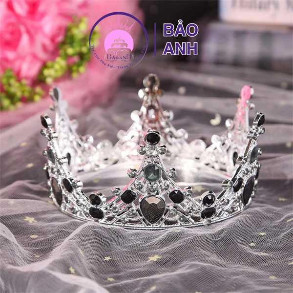 Vương Miện Đại Màu Bạc Đá Đen