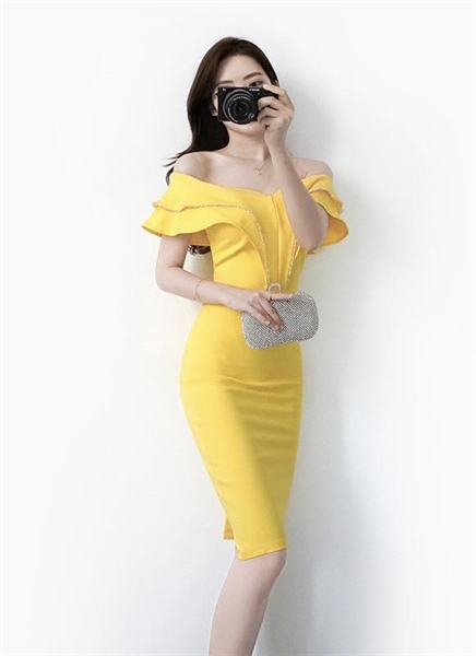 ĐẦM THUN BODY CỔ V PHỐI VIỀN