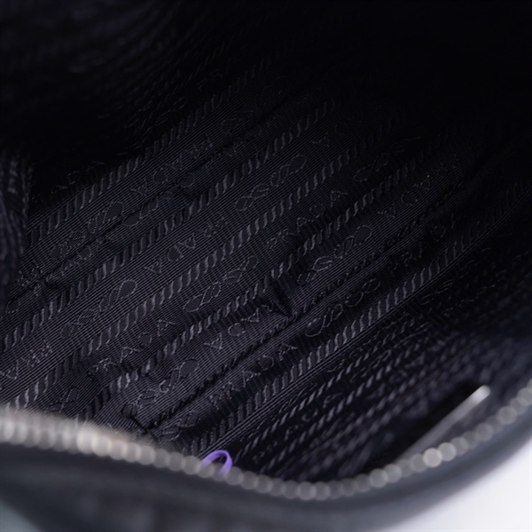 Túi Prada Re-Edition 2strap kèm túi nhỏ sz22 (TT) KG+