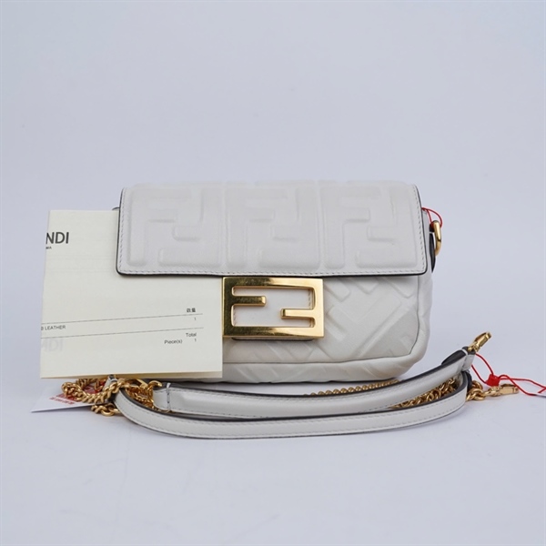 Túi Fendi trắng 2strap sz20 (TT) KG+