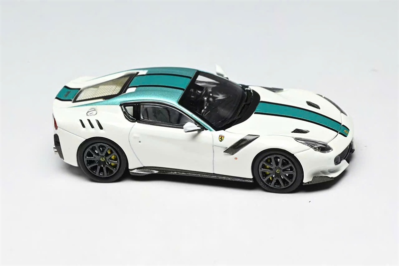 (Pre-Order Q4/2025 NET) Stance Hunters 1/64 Prancing Horse F12 TDF Tailor Made Verde Scuro