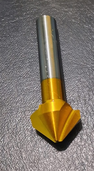Vát mép 20.5