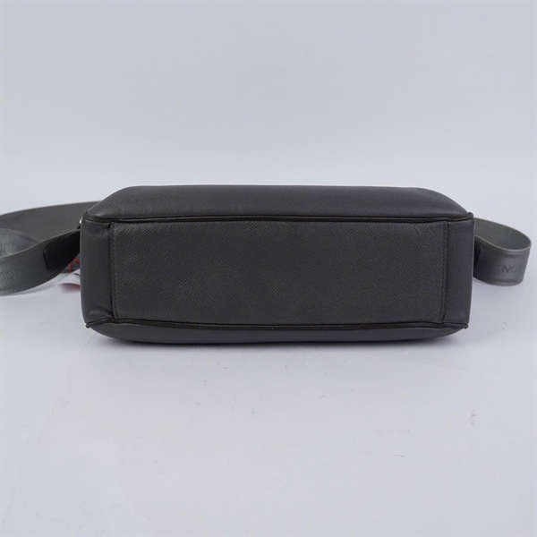 Túi LV đeo chéo xám sz32 KG+