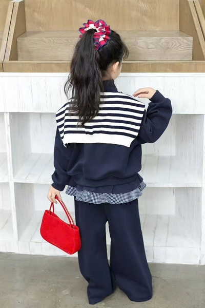 Set hello kitty kèm khăn quàng xám - xanh (5-13)