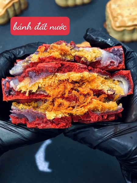 Bánh trung thu yêu nước khoai môn mochi