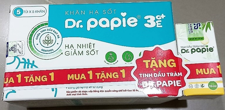 Combo Khăn hạ sốt Dr Papie 3mo+ (Hộp 5 túi x 5 khăn) + Tinh dầu tràm gió Dr Papie 10ml - Starmed