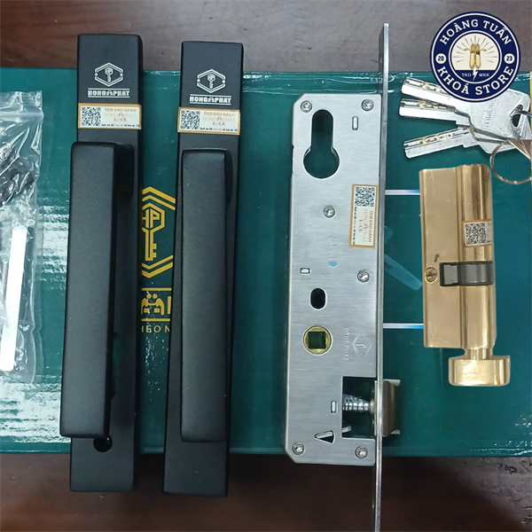 KHÓA CỬA NHÔM TAY RỖNG ĐEN - HỆ XINFA MỞ NGOÀI - KHÓA THƯƠNG HIỆU HỒNG PHÁT. BẢO HÀNH 1 NĂM.