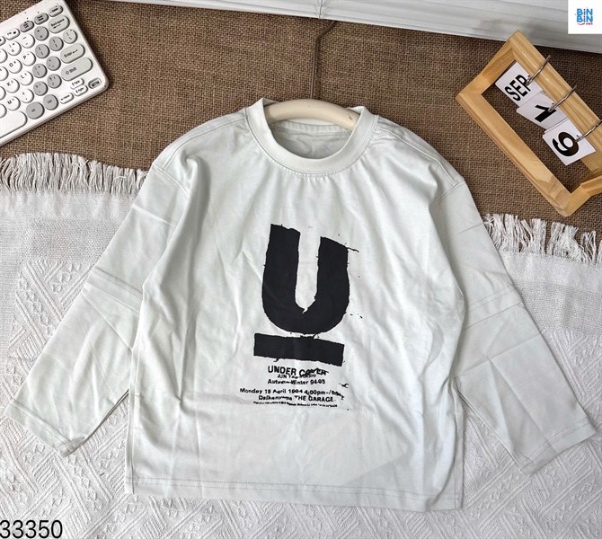 33350-Áo TD xám nhạt in chữ U