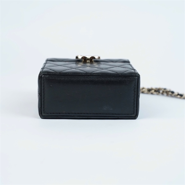 Túi Chanel đen (303117847) sz10 (HM) KG+