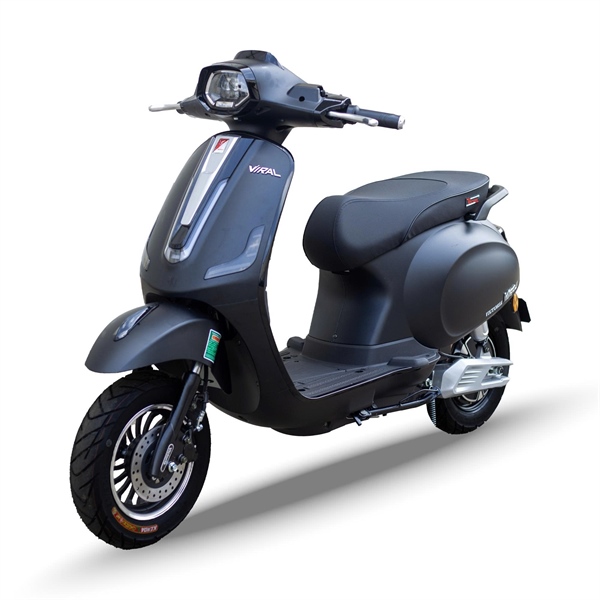 Victoria Máy điện Vespa VIRAL