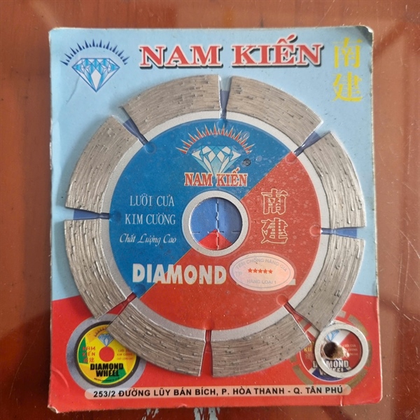 Lưỡi cưa cắt kim cương Nam Kiến