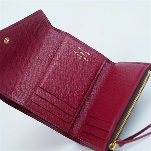 Ví LV hoa nâu gập 3 nút đỏ (MI4127) (LT) KG+