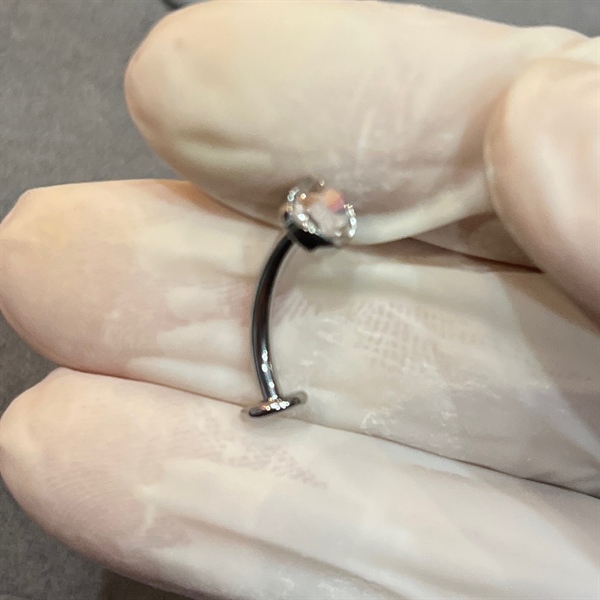 NAVEL JEWELRY TITANIUM FLATBACK