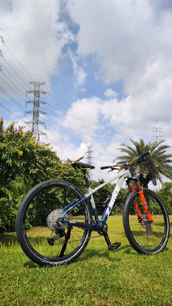 Xe Đạp MTB Custom Màu Xám Xanh (KH008698 Phan Ngọc Thạch)