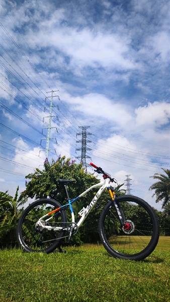 Xe MTB Custom màu Zbike Team (KH008697 Nguyễn Hoàng Vũ)