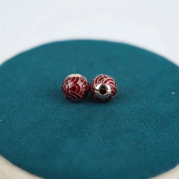 Charm vàng tròn đỏ bọc vàng CH250902