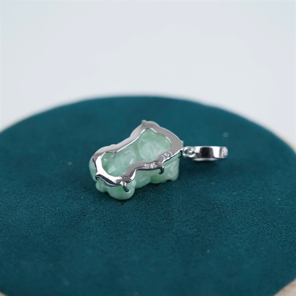 Cặp Charm cụ tỳ hưu xanh bọc vàng trắng (993374-393727) +