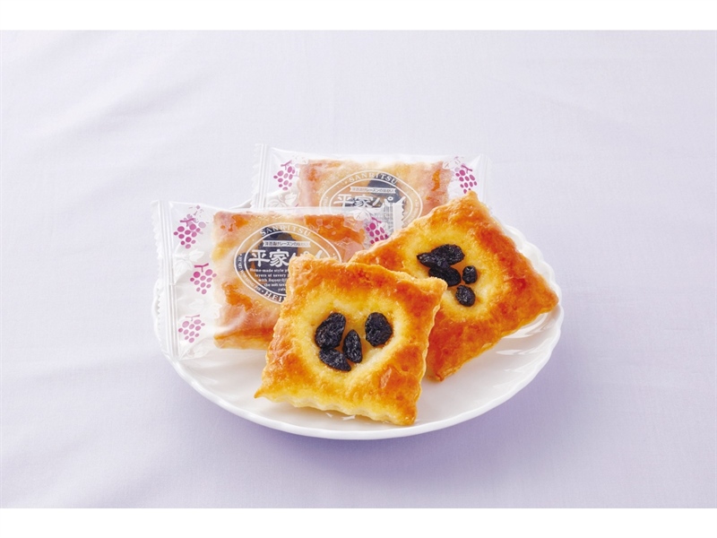 Bánh nướng nho khô Sanritsu