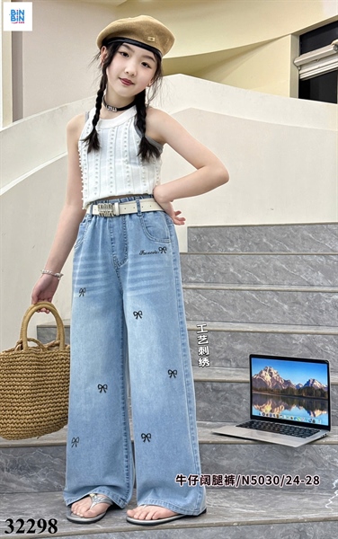 32298- Quần jean giấy thêu nơ