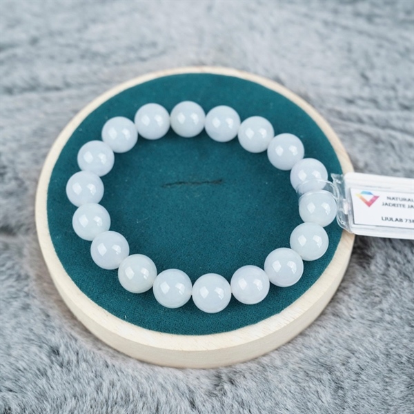 Vòng cẩm My 18 hạt ly11.1-10.91 (738694) KG+