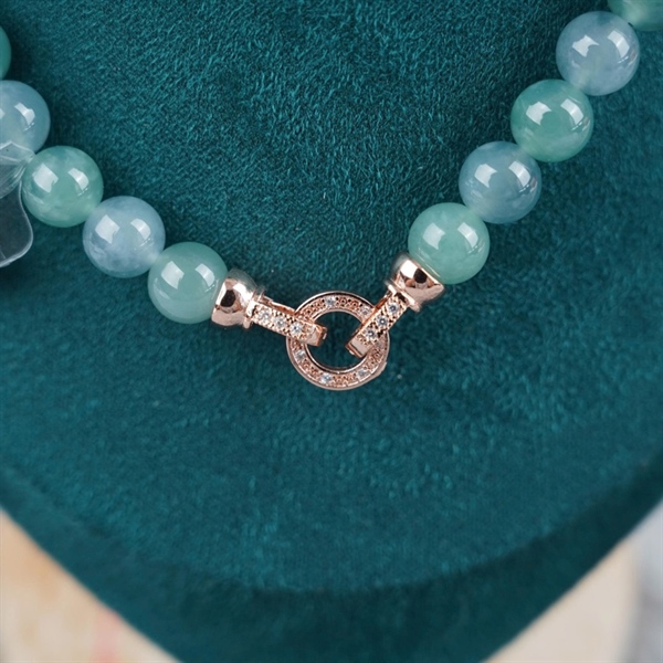 Chuỗi băng đa sắc lam Gua 85 hạt ly8.08-7.89 (392549) KG+