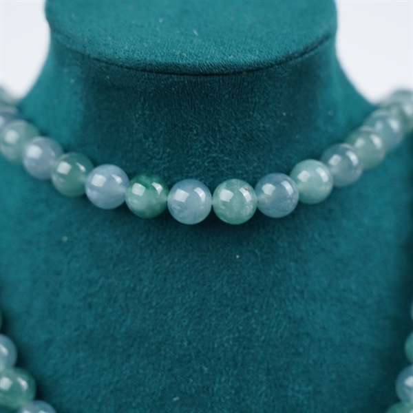 Chuỗi băng đa sắc lam Gua 85 hạt ly8.09-7.96 (498453) KG+