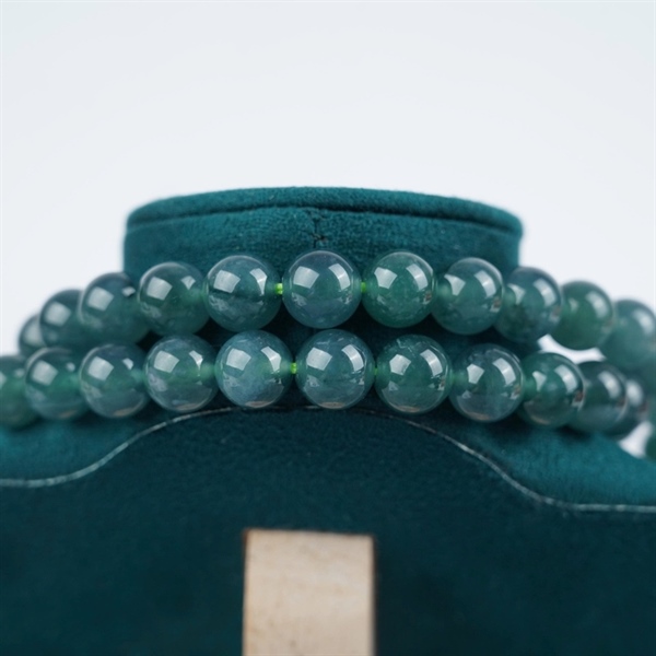 Chuỗi băng lam Gua 60 hạt ly10.03-9.8 (227746) KG+