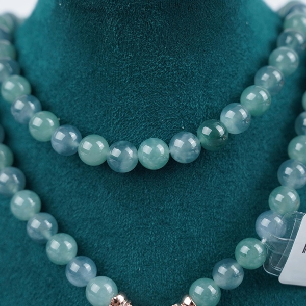 Chuỗi băng đa sắc lam Gua 85 hạt ly8.08-7.81 (455262) KG+