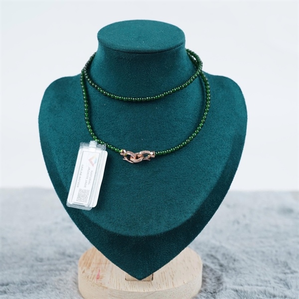 Chuỗi băng lục đế vương Gua172 hạt ly3.32-3.14 (447359) KG+