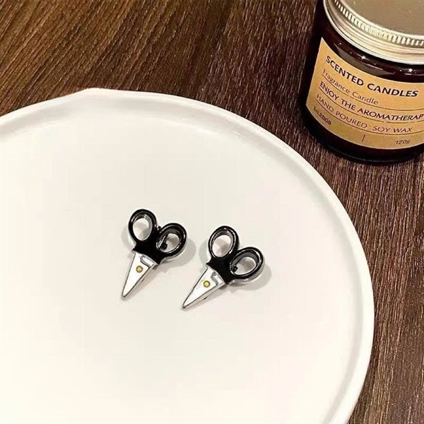 Set 2 kẹp tóc hình kéo