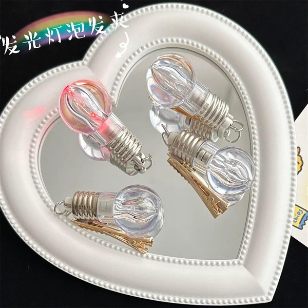 Kẹp tóc bóng đèn