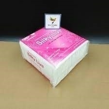 Khăn giấy Thái silkylive gói 100 miếng vuông