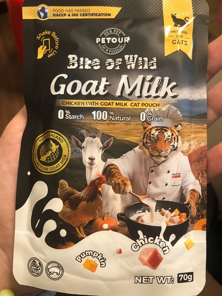 Pate Sữa dê Bite of Wild vị Gà & Bí đỏ