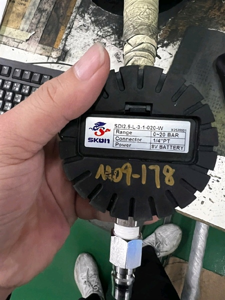 Máy đo áp xuất SDI2.5-L-3-1-020-W - Việt Phát