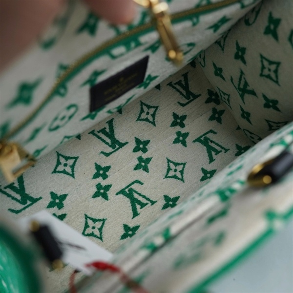 Túi LV Onthego xanh hoa trắng sz25 KG+