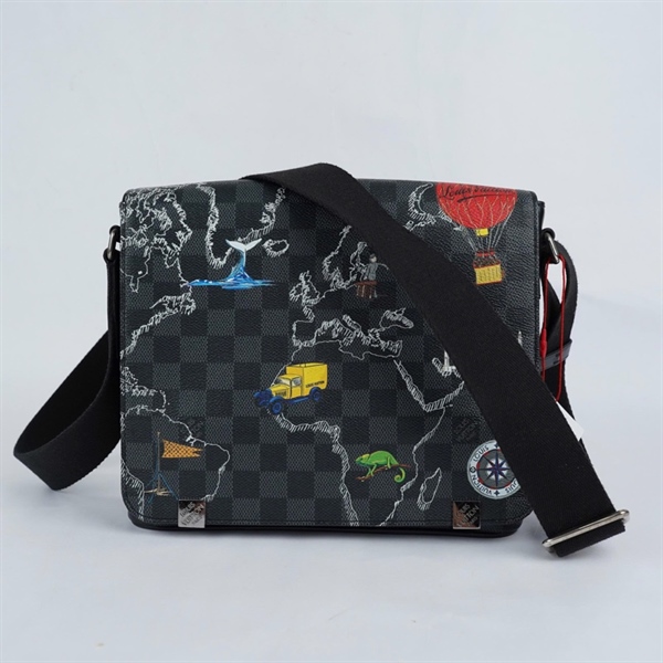 Túi LV đeo chéo ô vuông đen in hình (CA3119) sz25 KG+