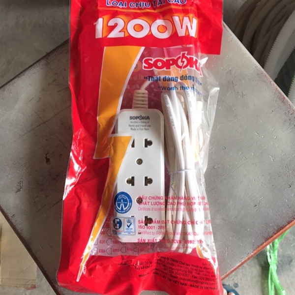 Ổ cắm 3 lổ dây 2.5m-4.5m chịu tải 1200W Sopoka 3B3