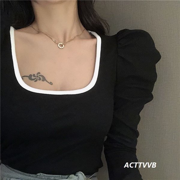 Áo Cổ Tròn Trễ Viền Vai Bồng