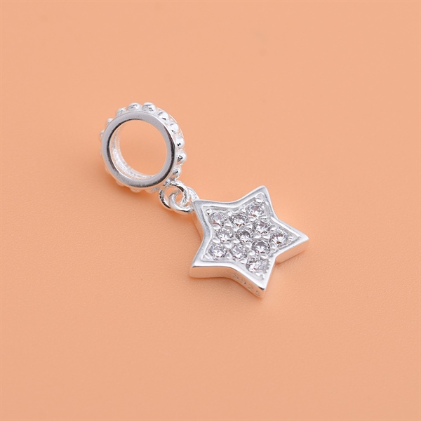 Móc treo ngôi sao đính đá CB235