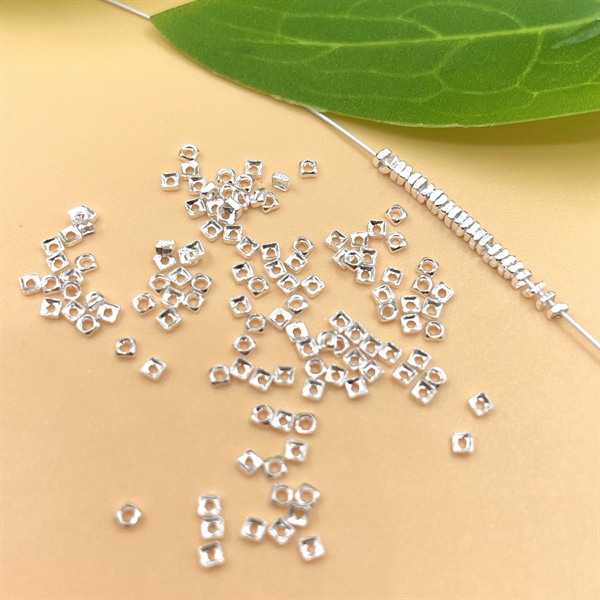 Chặn hình vuông 1.6mm CB1030-1