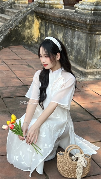 [An Hưng] Set áo dài cách tân thêu hoa tay lỡ kèm quần lụa + bờm tóc