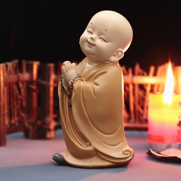 CHÚ TIỂU ÁO VÀNG MINI 18B