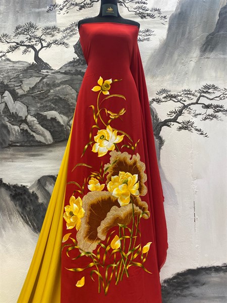 V Đỏ thêu tay sen